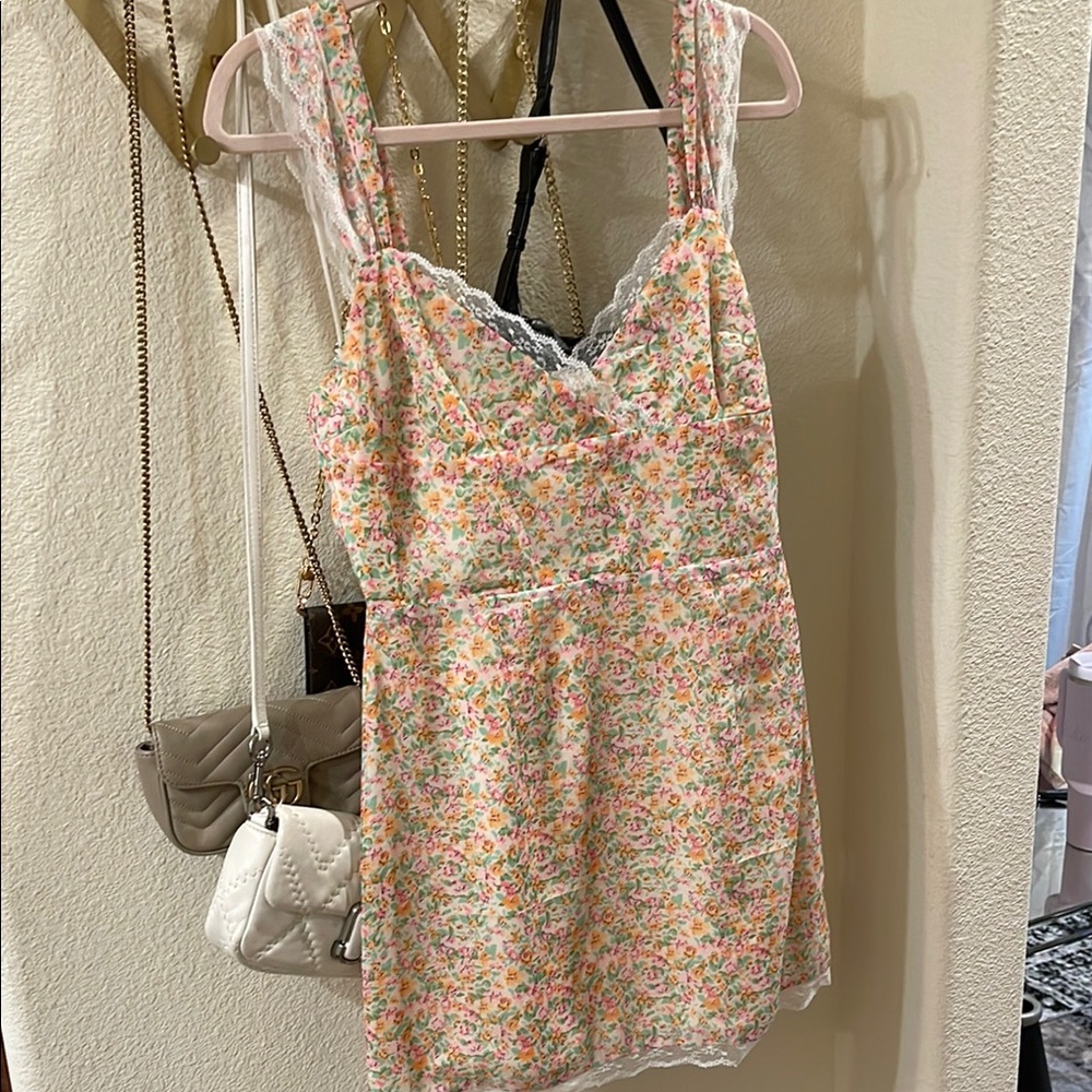 Floral Lace Trim Chemise